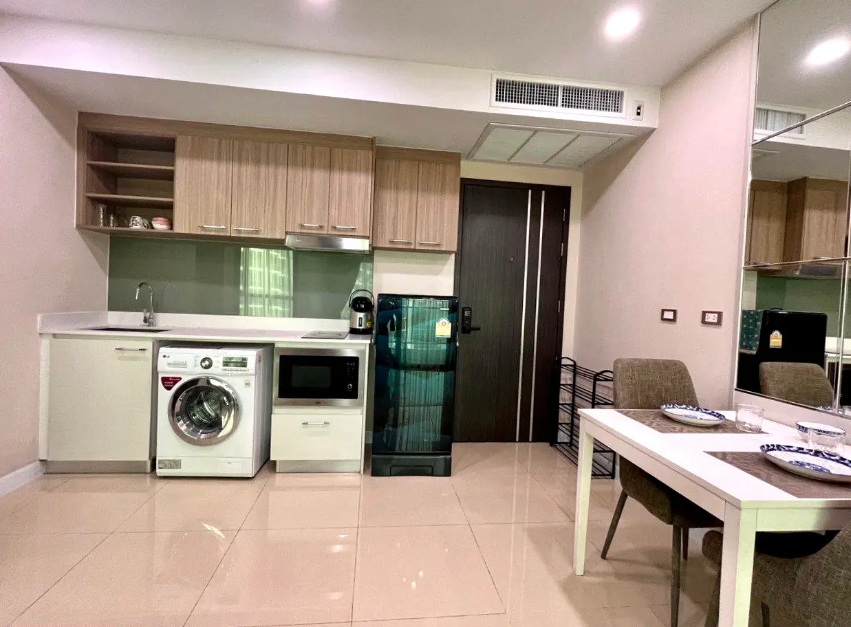 Dusit Grand Condo View